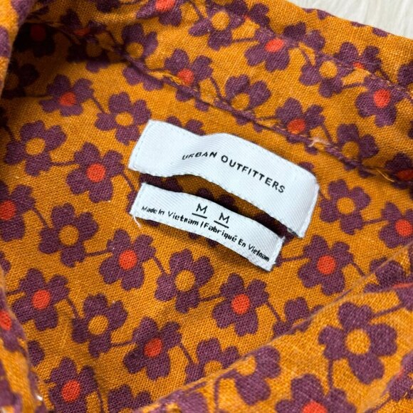 Urban Outfitters Retro Floral Linen Blend Button Front Shirt - Picture 3 of 5